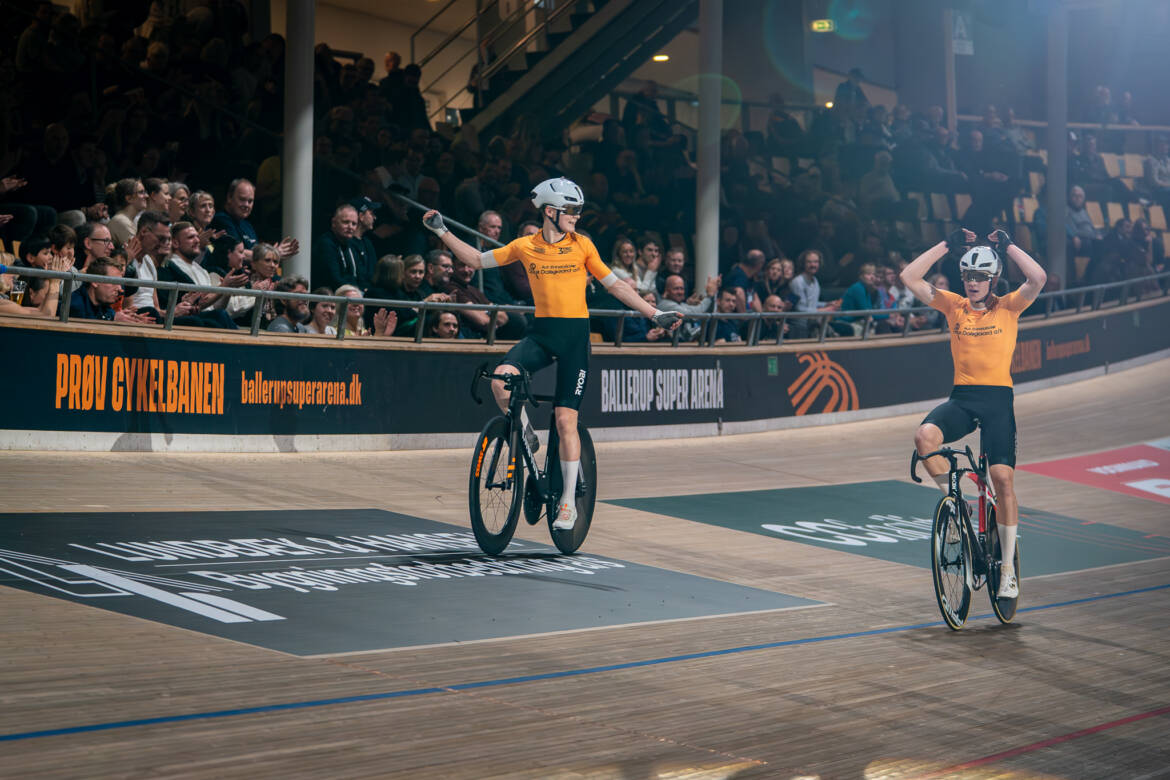 Fremtidens stjerner med i 100 km parl&oslash;b